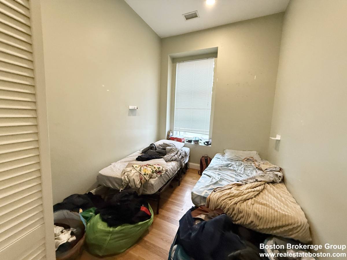 Apartment for rent at 409 Dudley St #3, Roxbury, MA 02119