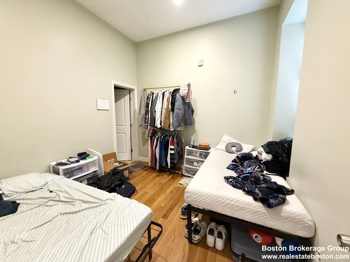 Apartment for rent at 409 Dudley St #3, Roxbury, MA 02119