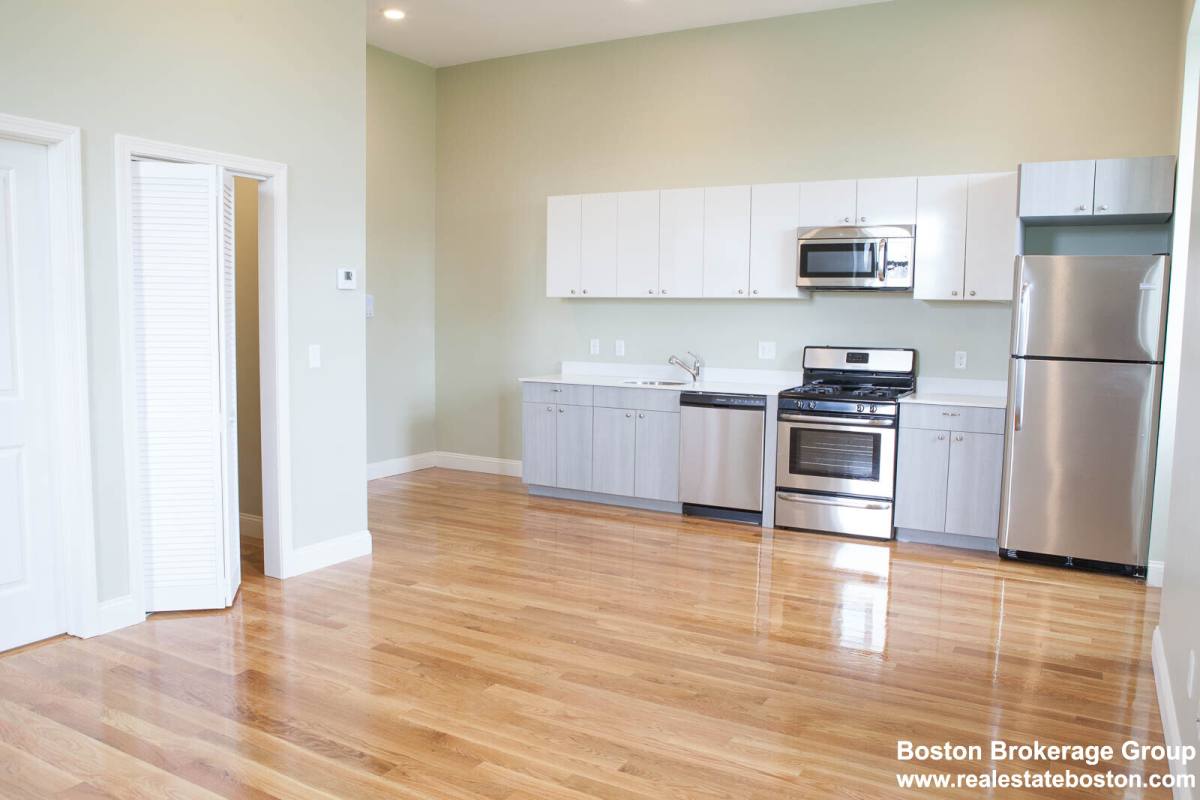 Apartment for rent at 409 Dudley St #5, Roxbury, MA 02119