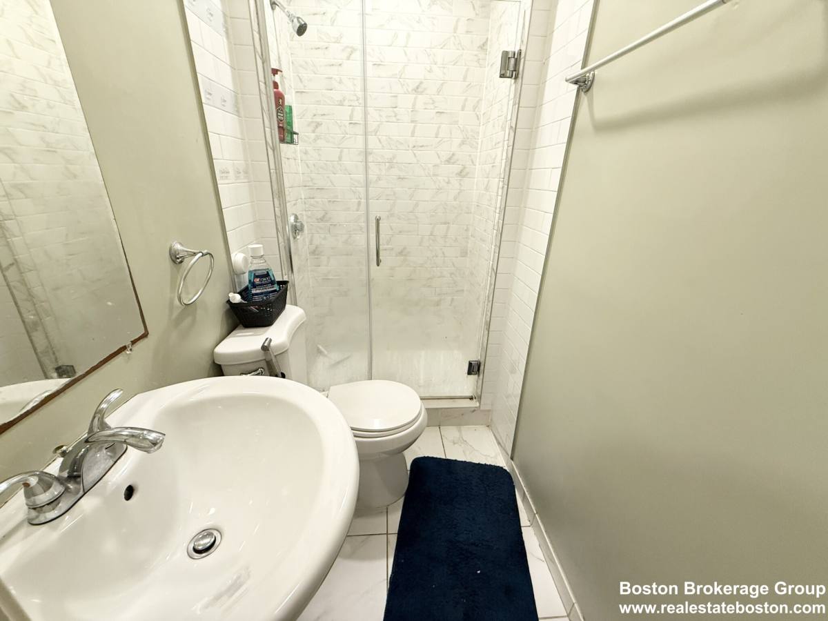 Apartment for rent at 409 Dudley St #5, Roxbury, MA 02119
