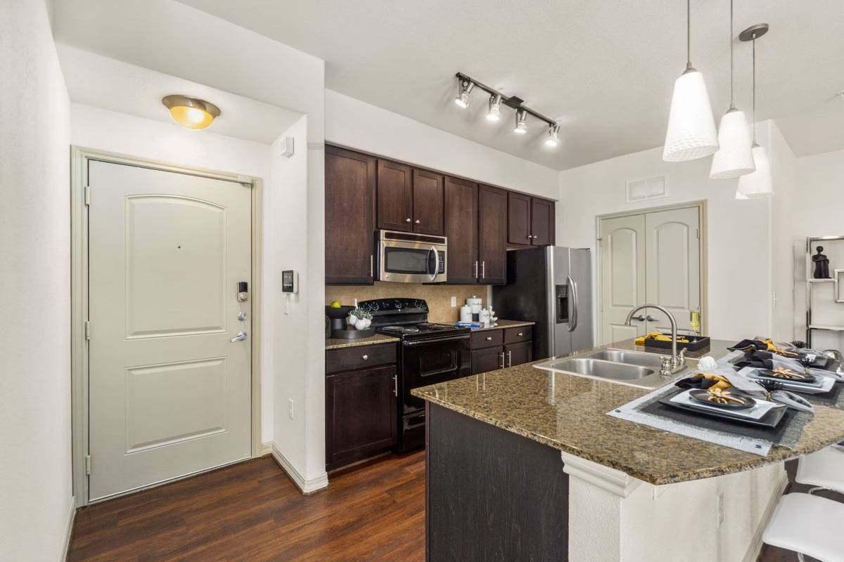 Apartment for rent at 150 Northpark Plaza Dr #DAK2, Kingwood, TX 77339