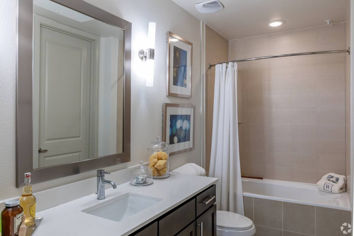 Apartment for rent at 611 Dairy Ashford Rd #DWT1, Houston, TX 77079