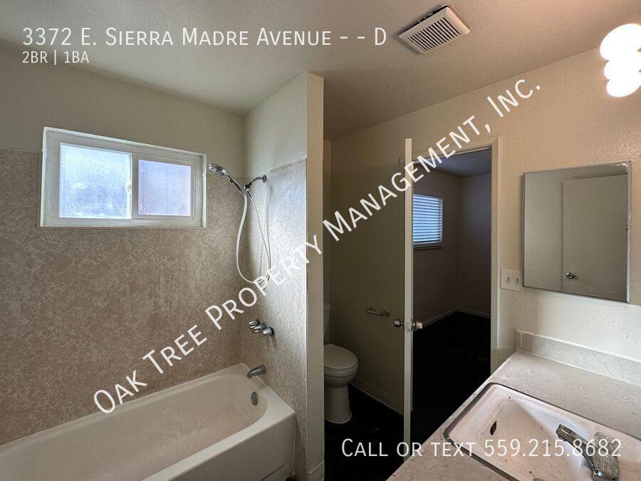 Apartment for rent at 3372 E Sierra Madre Ave #D, Fresno, CA 93726