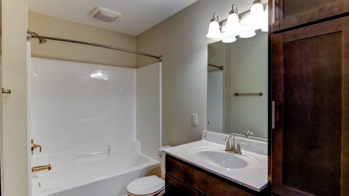 Apartment for rent at 5376- 5388 Stonewood Dr, Eau Claire, WI 54703