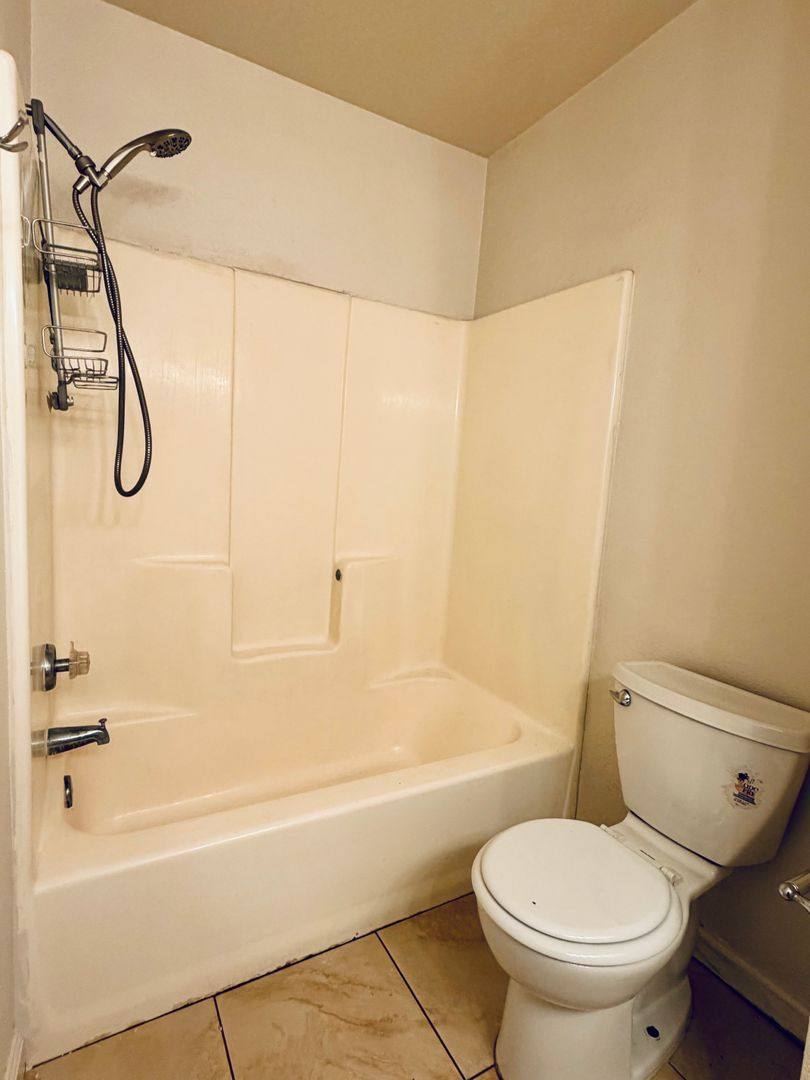 Townhouse for rent at 255 E Upjohn Ave, Ridgecrest, CA 93555