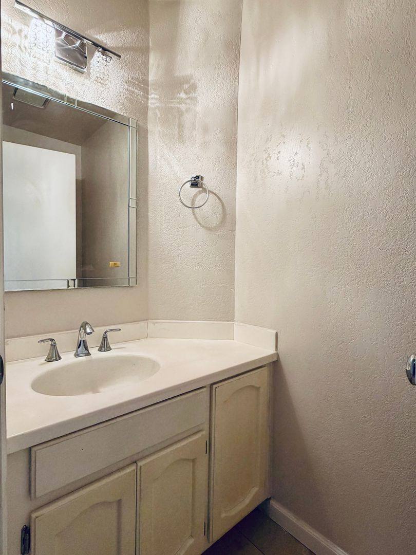 Townhouse for rent at 255 E Upjohn Ave, Ridgecrest, CA 93555