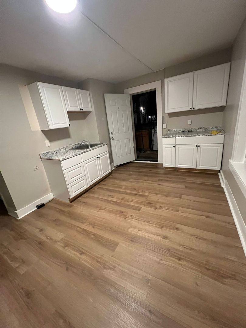Apartment for rent at 528-532 Union St, Springfield, MA 01109