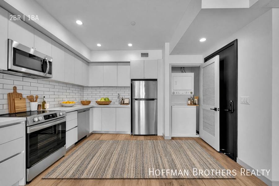 Apartment for rent at 1240 Magnolia Ave #401, Los Angeles, CA 90006
