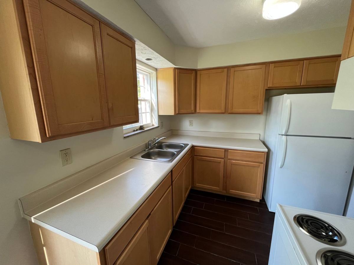 Townhouse for rent at 1441 Elmore Ave, Columbus, OH 43224