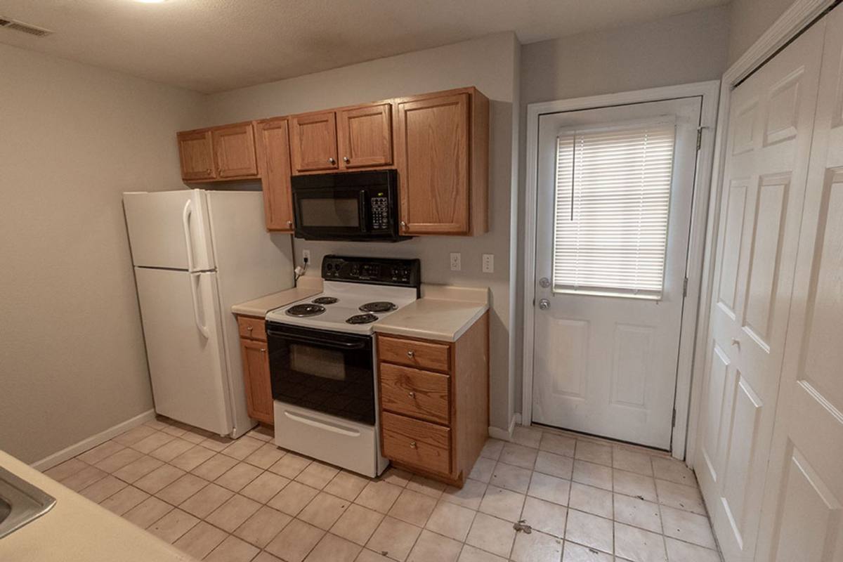 Apartment for rent at 1323-1325 Godas Dr, Columbia, MO 65202