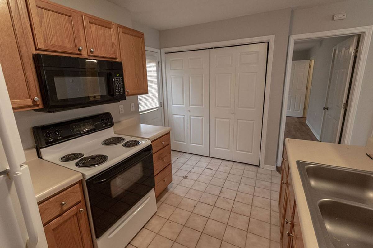 Apartment for rent at 1323-1325 Godas Dr, Columbia, MO 65202