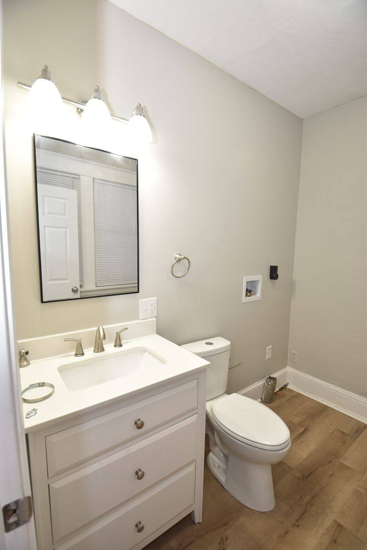House for rent at 913 E Washington St, South Bend, IN 46617