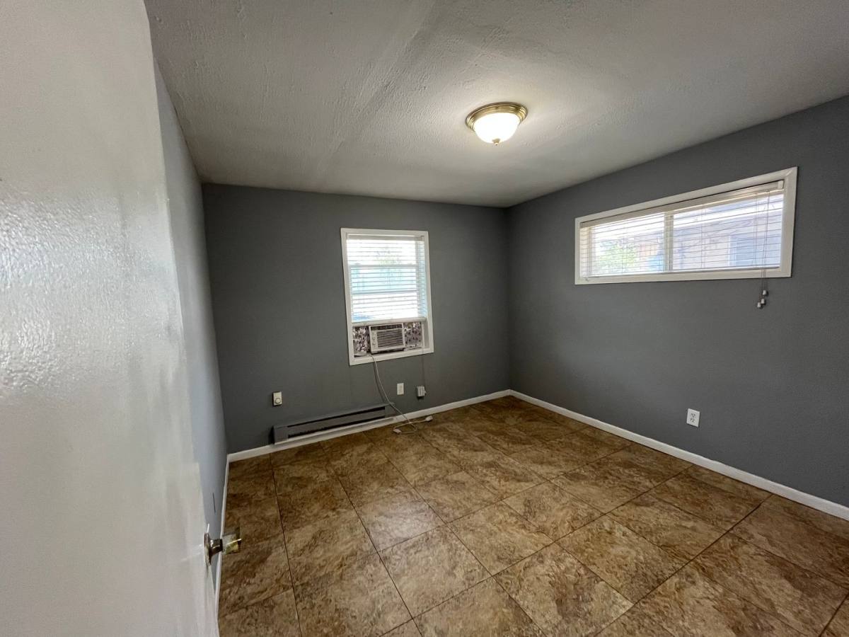 Apartment for rent at 5010 Carmen St, Houston, TX 77033