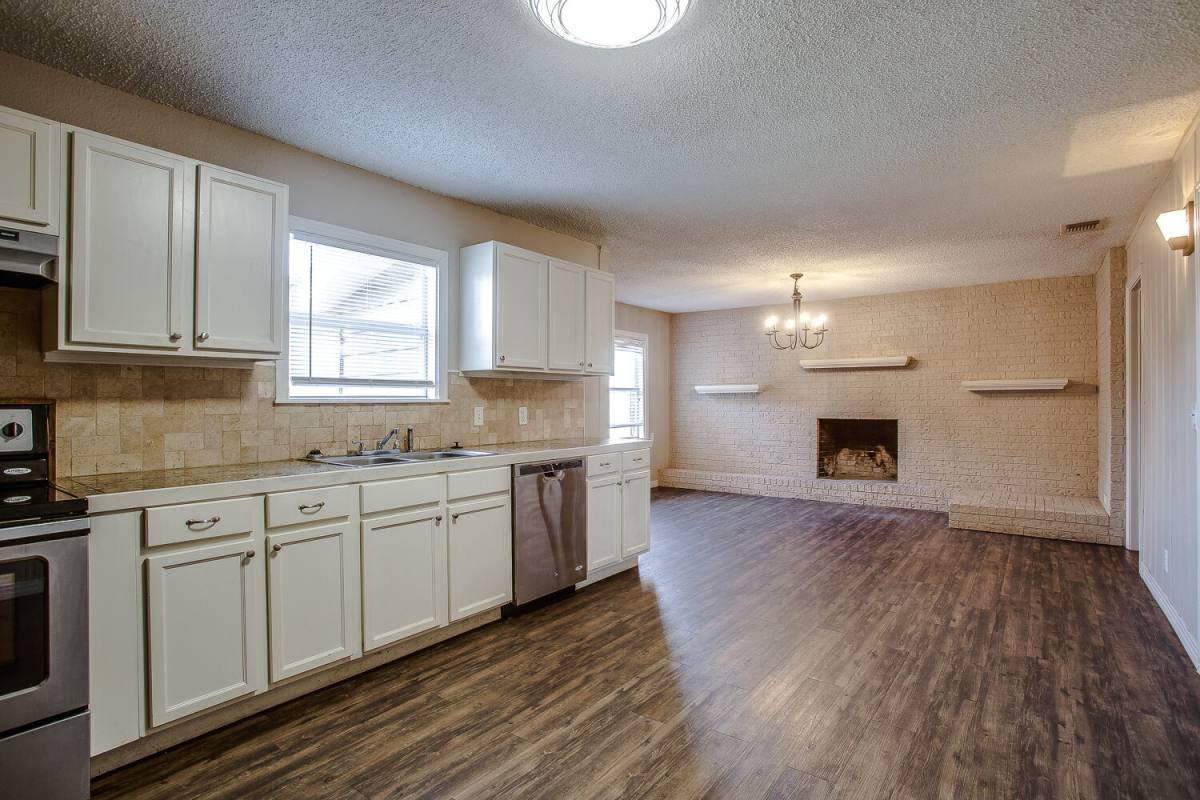 Townhouse for rent at 4119 32nd St, Lubbock, TX 79410