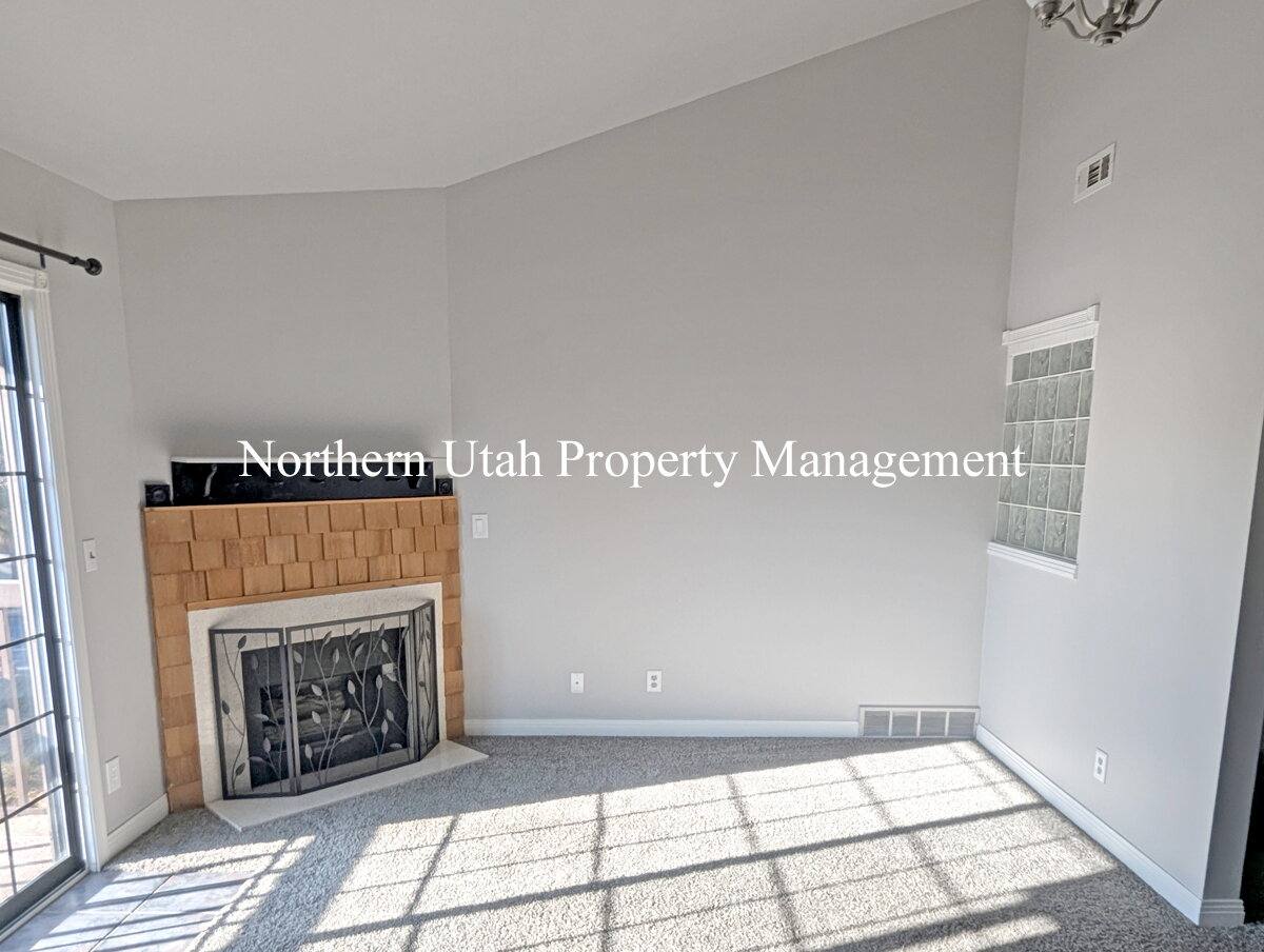 Apartment for rent at 5420 S 350 E #40, Ogden, UT 84405