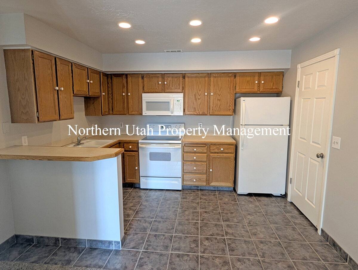 Apartment for rent at 5420 S 350 E #40, Ogden, UT 84405