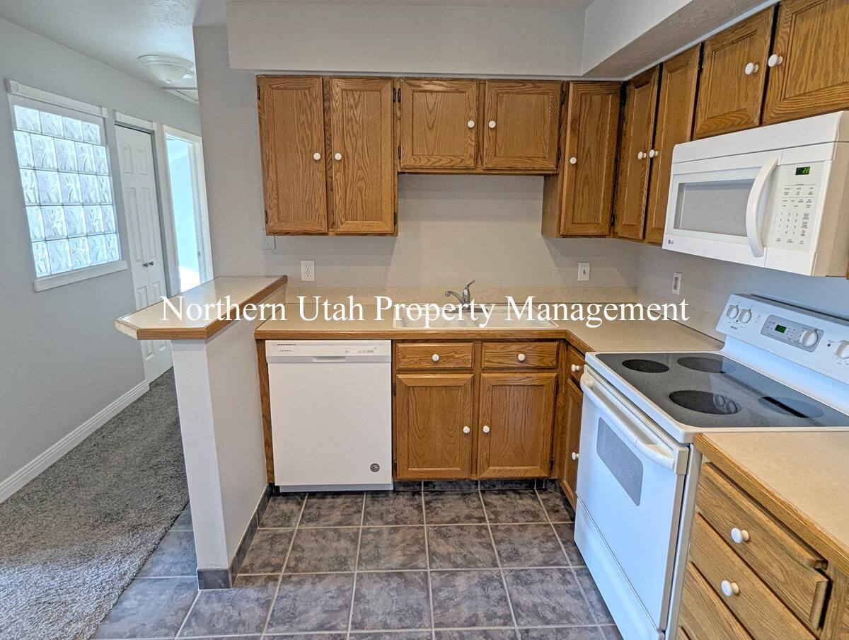 Apartment for rent at 5420 S 350 E #40, Ogden, UT 84405