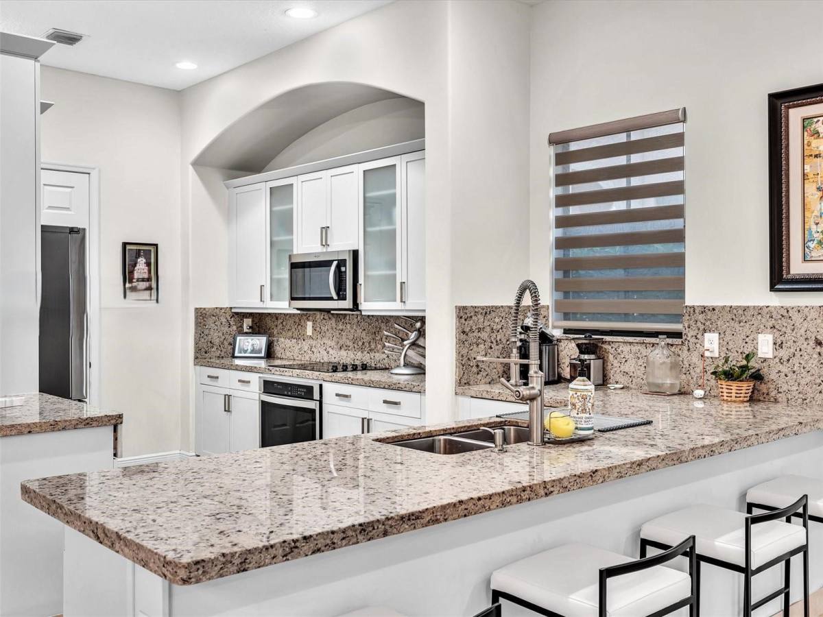 House for rent at 3752 NW 85th Terrace, Hollywood, FL 33024