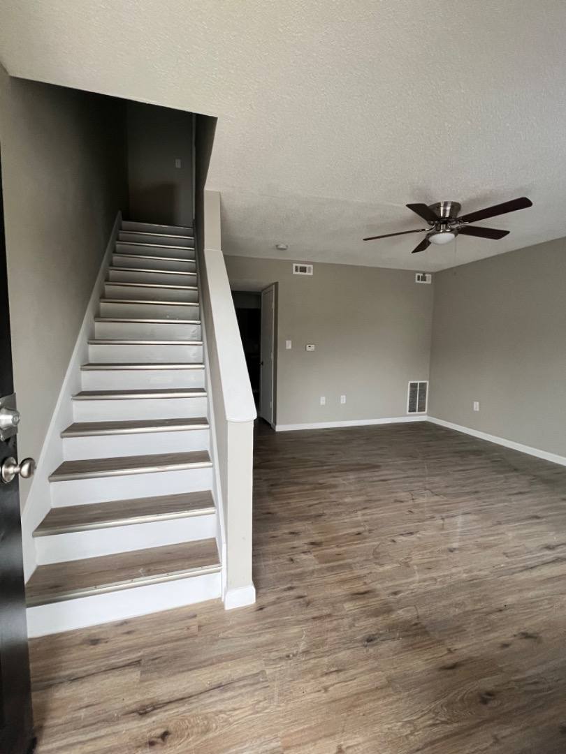 Apartment for rent at 409 E Woodward St, Vienna, GA 31092