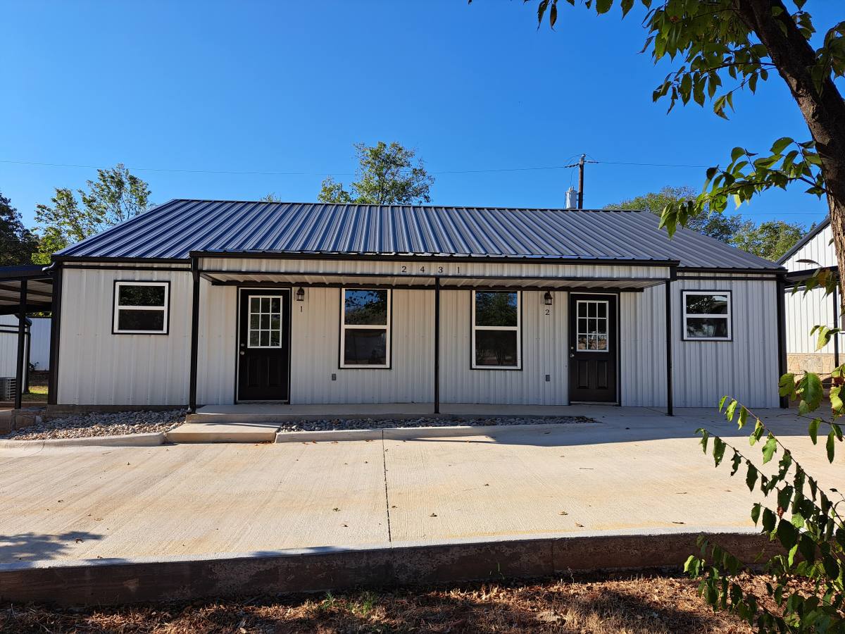 Townhouse for rent at 2425 Hawkins Lilly Rd, Weatherford, TX 76085