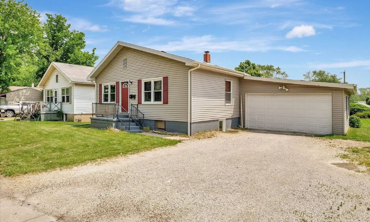Apartment for rent at 1506 Philo Rd, Urbana, IL 61802
