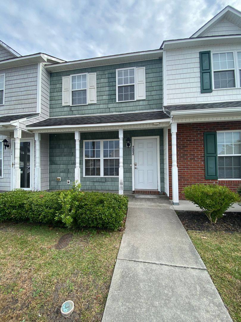 House for rent at 202 Streamwood Dr, Jacksonville, NC 28546