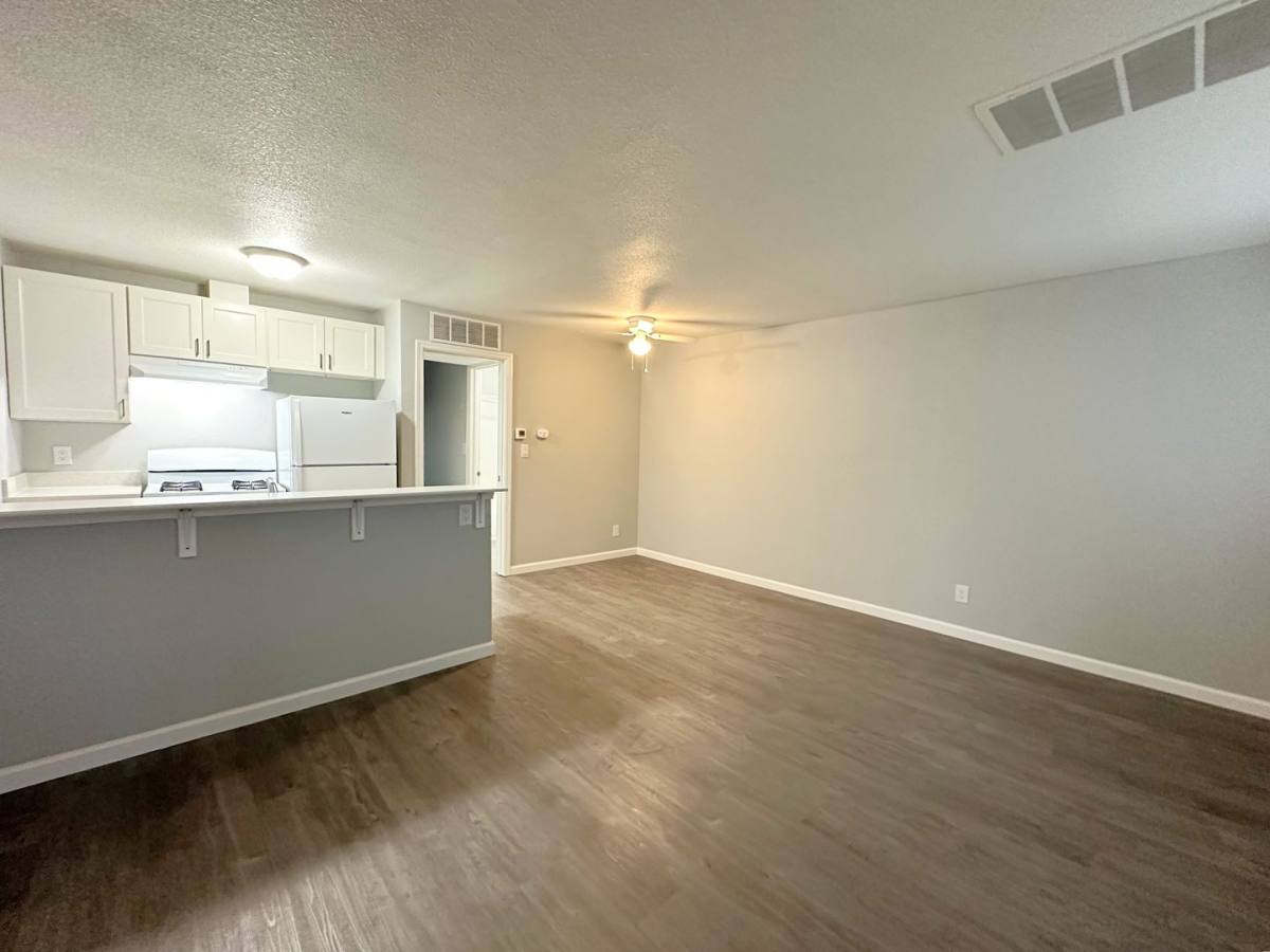 Apartment for rent at 935 W Swain Rd, Stockton, CA 95207
