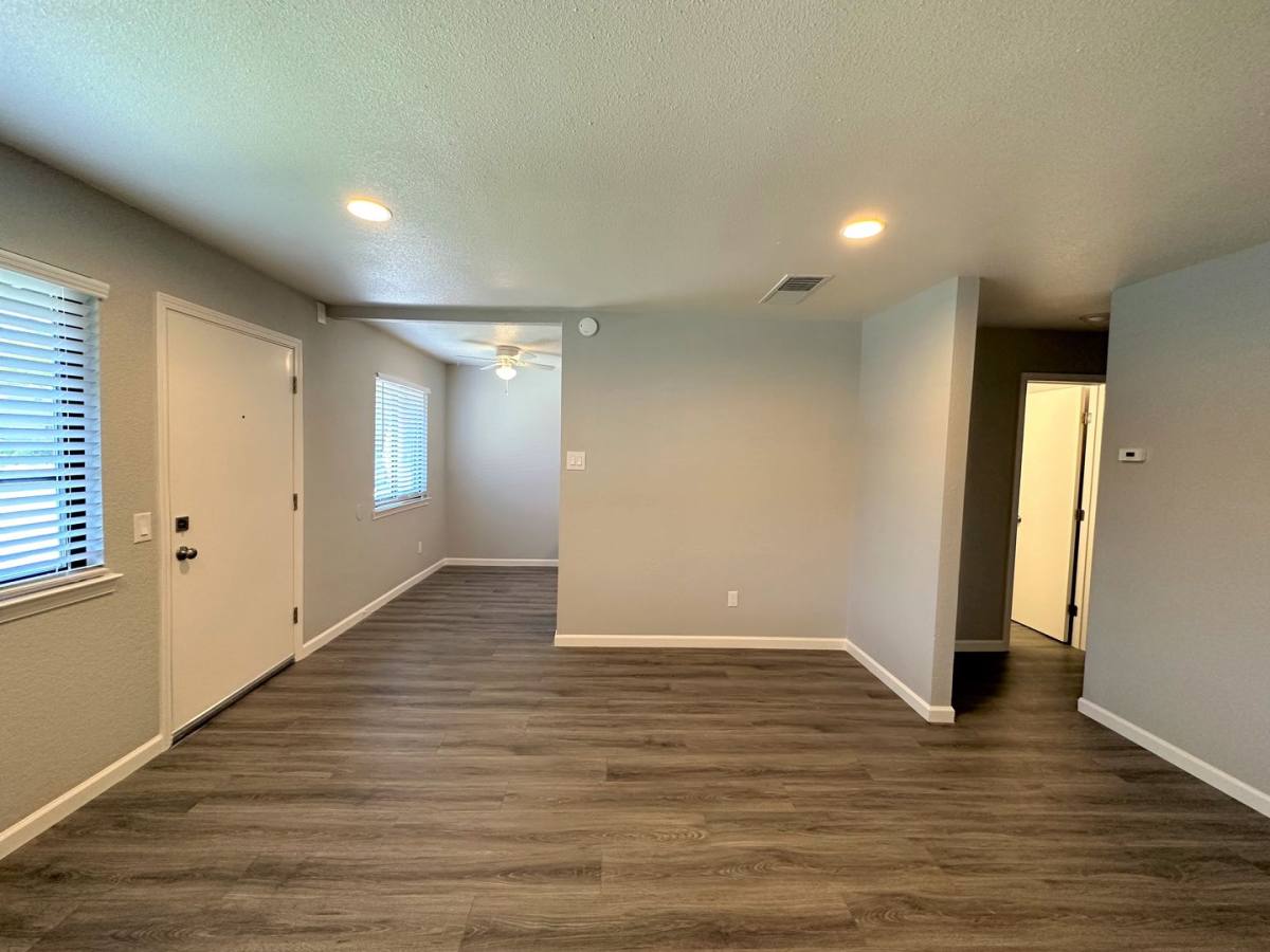 Apartment for rent at 935 W Swain Rd, Stockton, CA 95207
