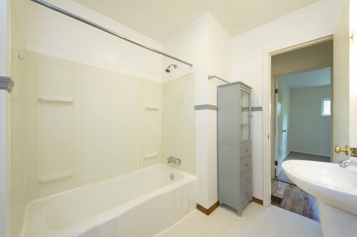 House for rent at 239 Crestmont Ave, State College, PA 16801
