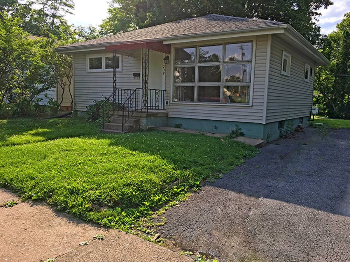 House for rent at 239 Crestmont Ave, State College, PA 16801