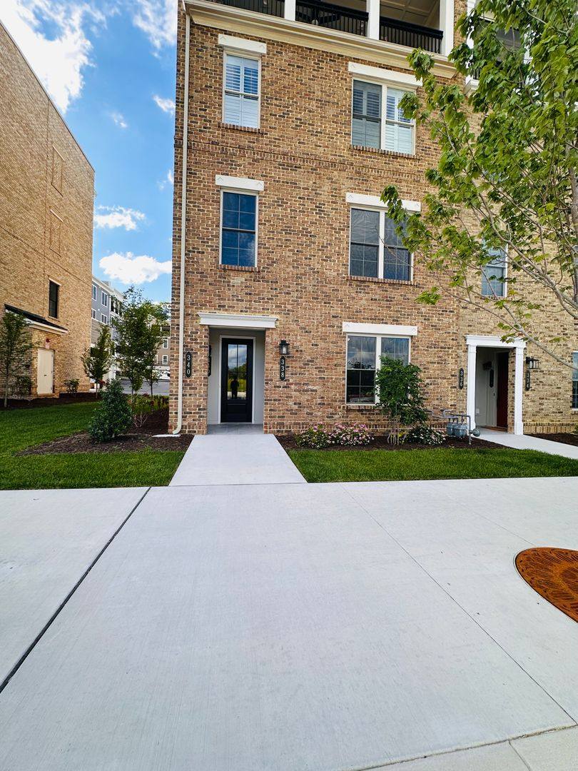 Townhouse for rent at 338 Midtown Way, Blacksburg, VA 24060