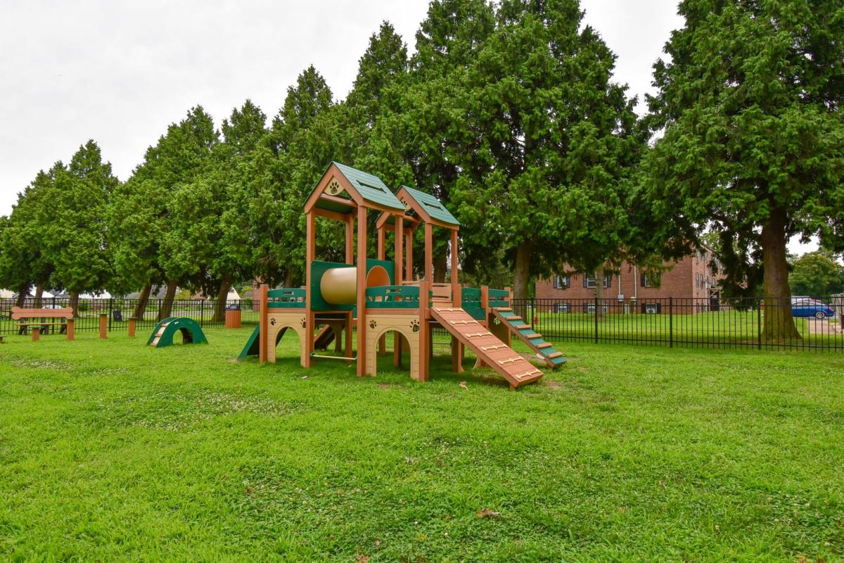 Apartment for rent at 7200 Marion Ave, Levittown, PA 19055