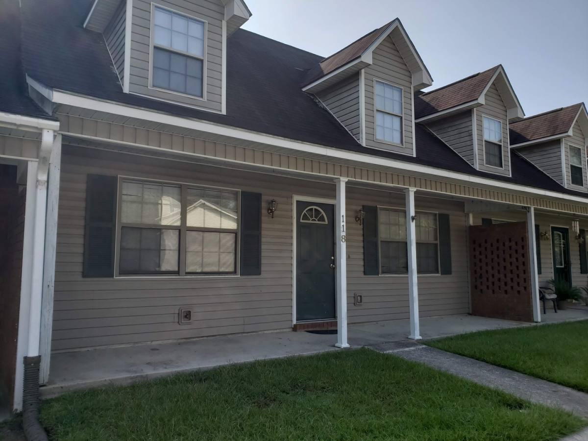 Townhouse for rent at 118 Towne Park Dr W, Rincon, GA 31326