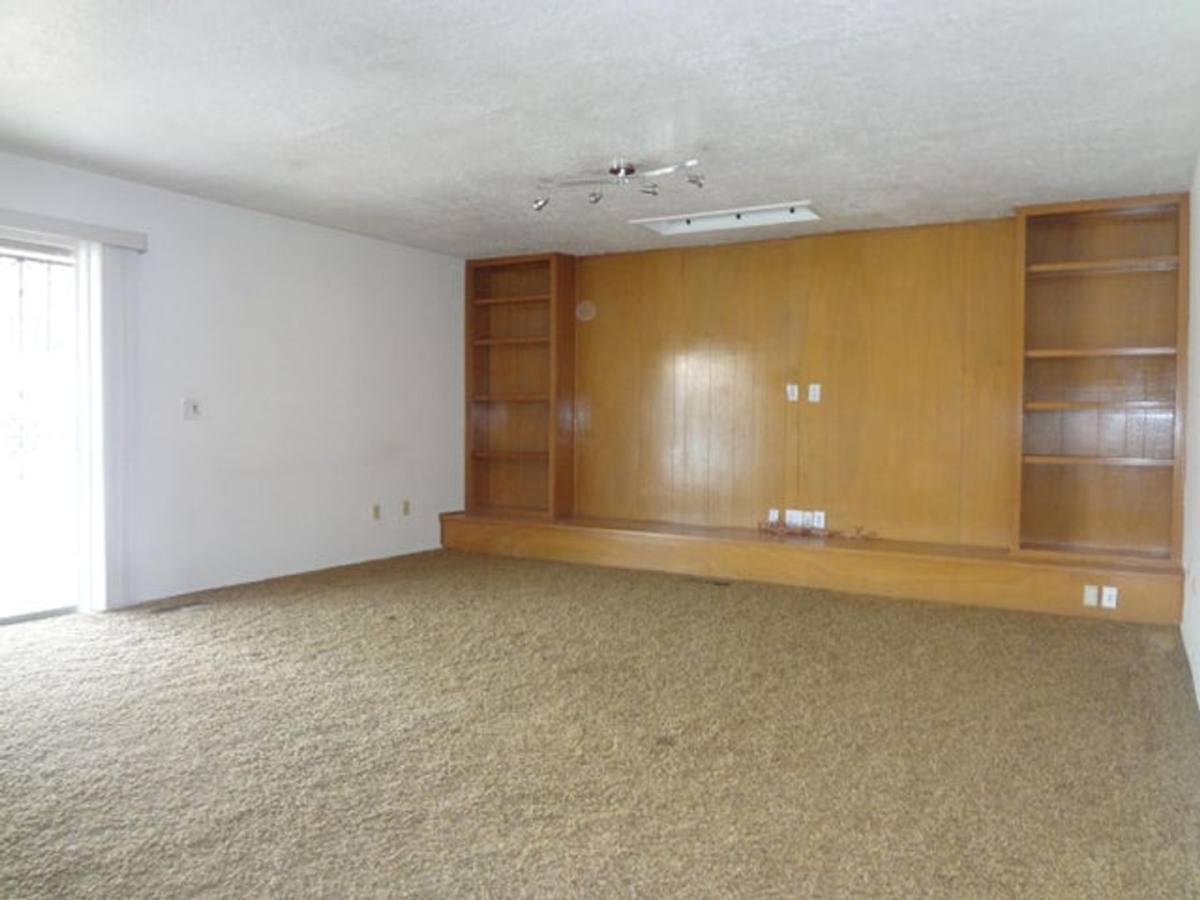House for rent at 3220 La Ronda Place NE, Albuquerque, NM 87110