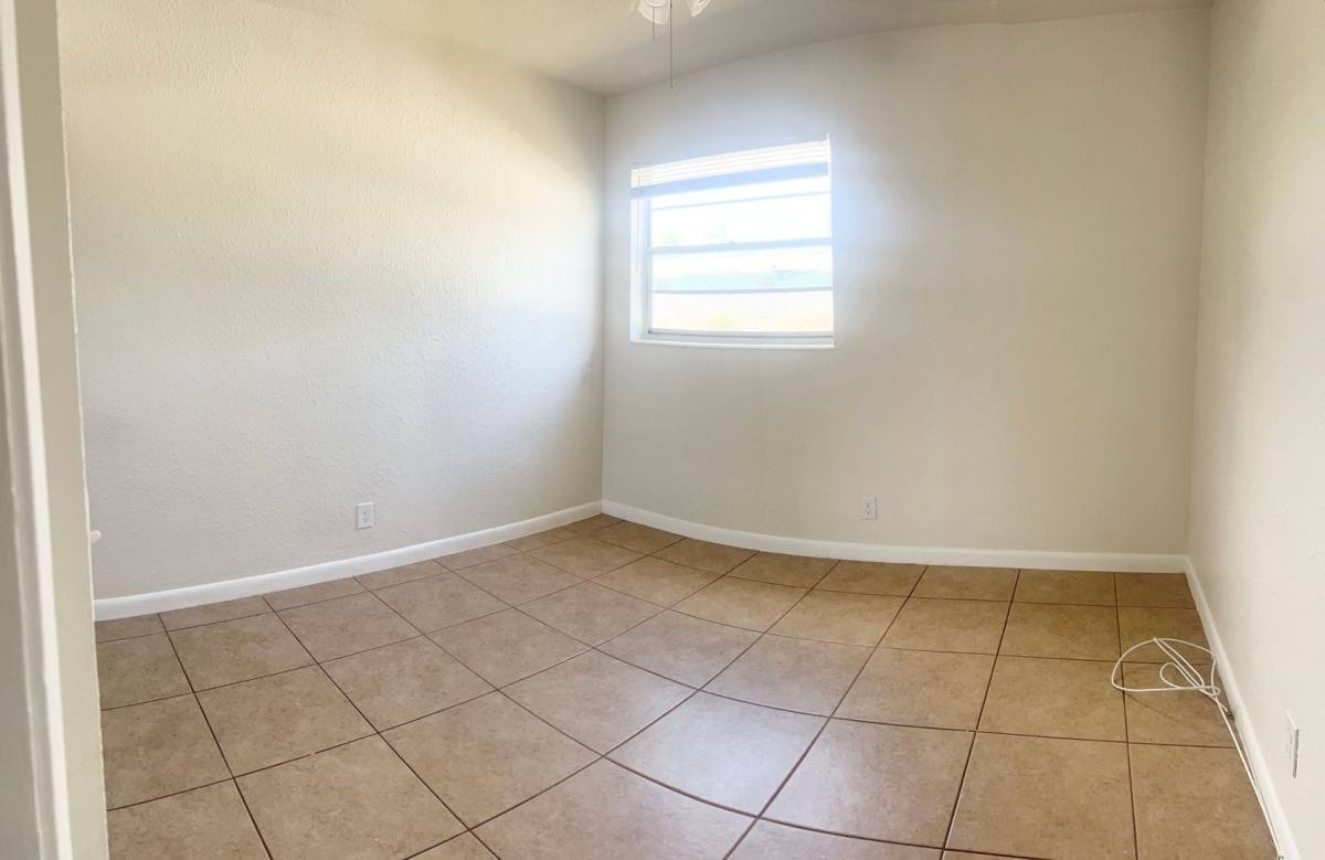 Apartment for rent at 1500 W Blue Heron Blvd #14, West Palm Beach, FL 33404