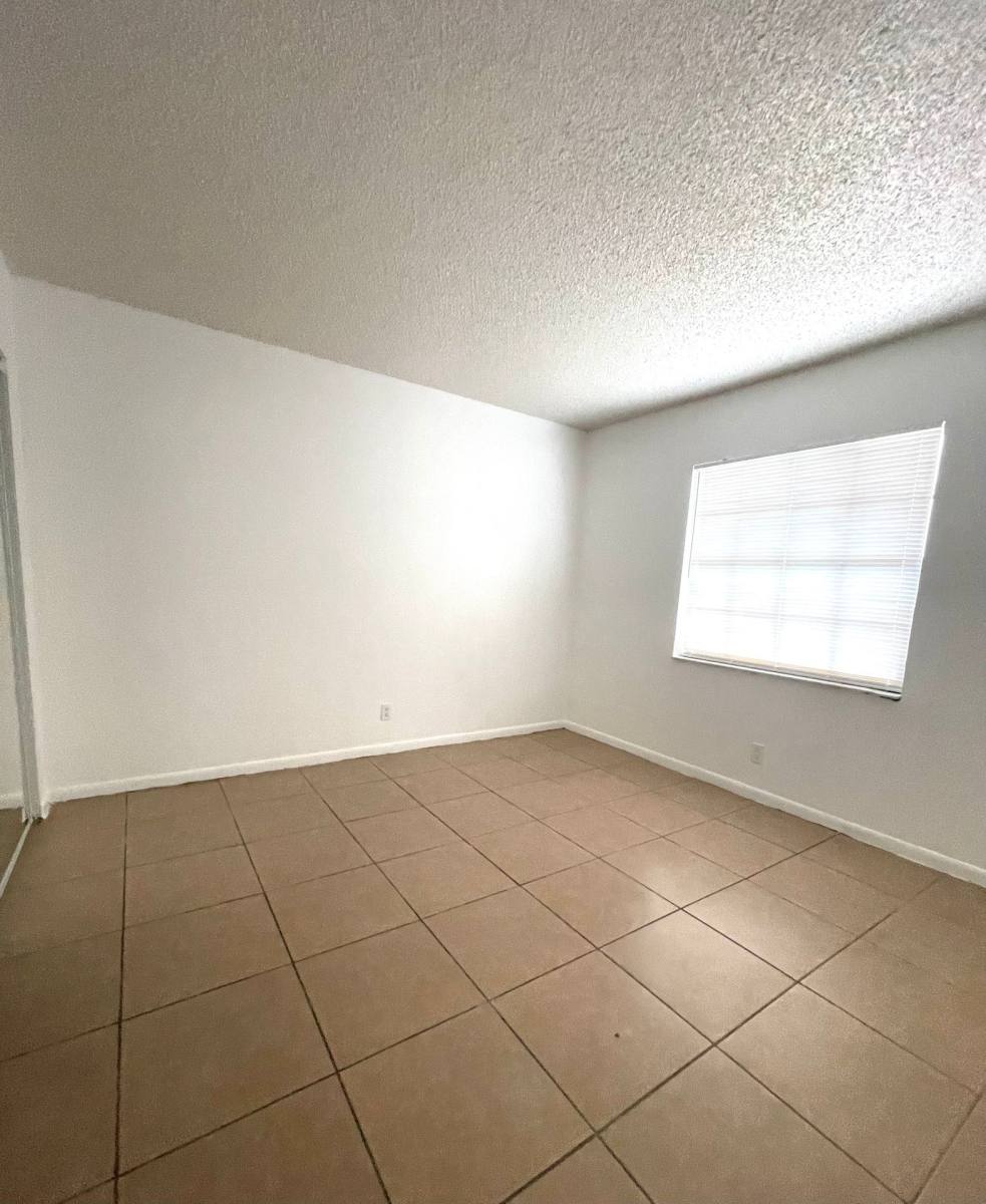 Apartment for rent at 1911 N Haverhill Rd #11, West Palm Beach, FL 33417