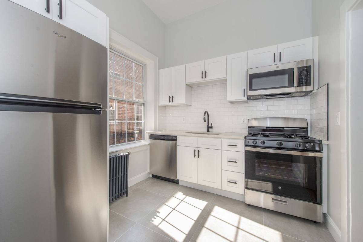 Apartment for rent at 337-343 Franklin Ave, Nutley, NJ 07110