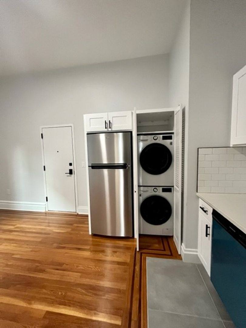 Apartment for rent at 337-343 Franklin Ave, Nutley, NJ 07110