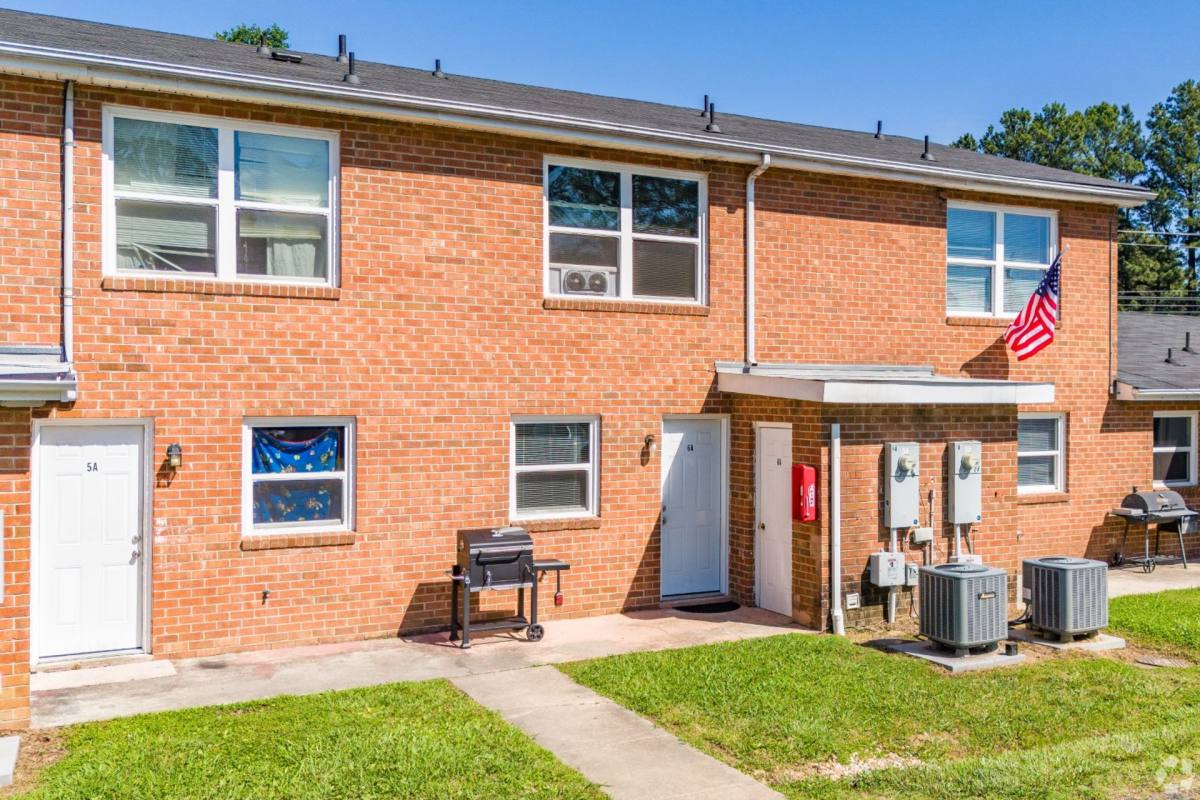 Townhouse for rent at 1311 Blair St, Thomasville, NC 27360