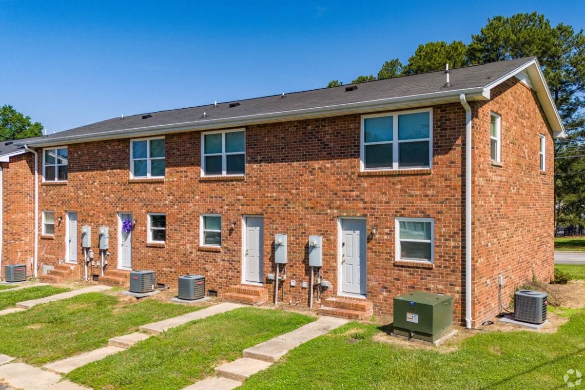 Townhouse for rent at 1311 Blair St, Thomasville, NC 27360
