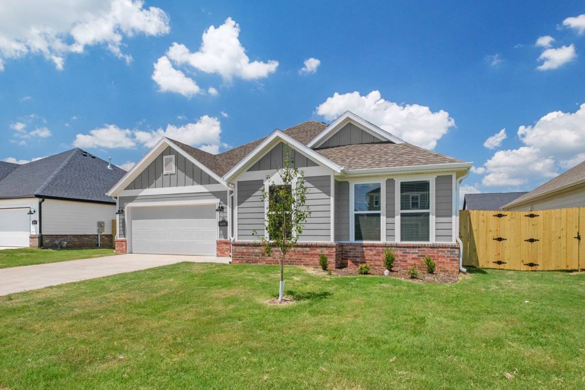 House for rent at 6000 SW Desert Ave, Bentonville, AR 72713
