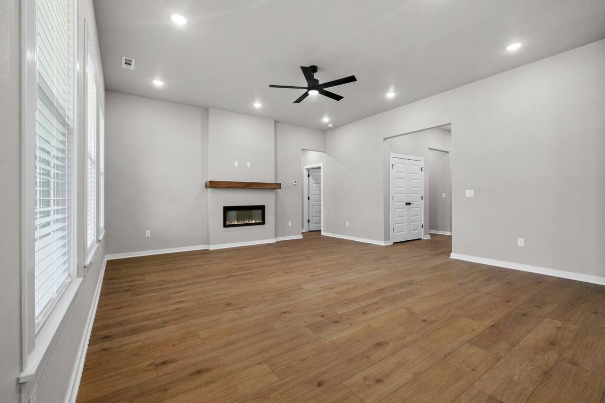 House for rent at 6000 SW Desert Ave, Bentonville, AR 72713