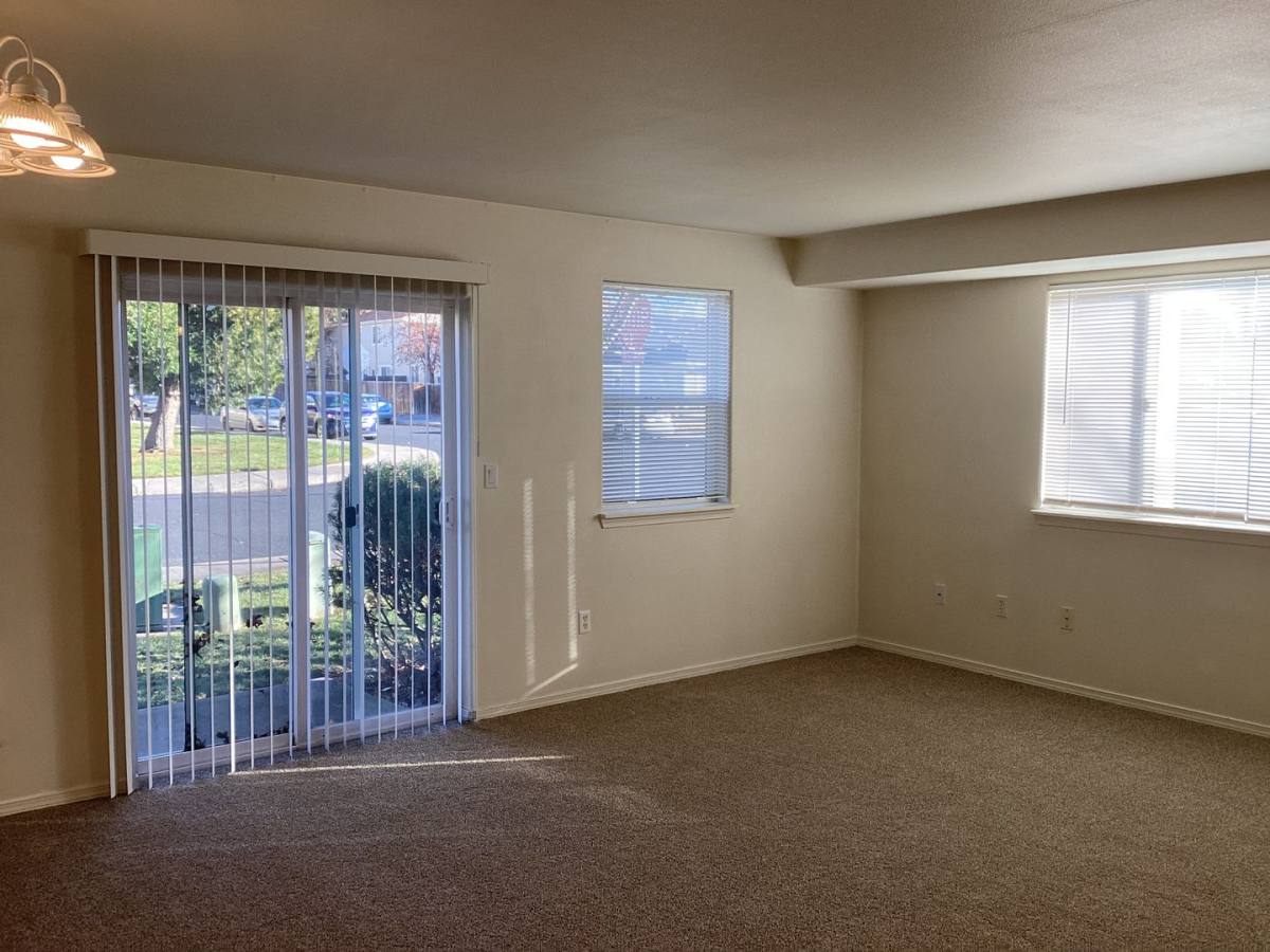 Apartment for rent at 1813 SW Reindeer Ave, Redmond, OR 97756