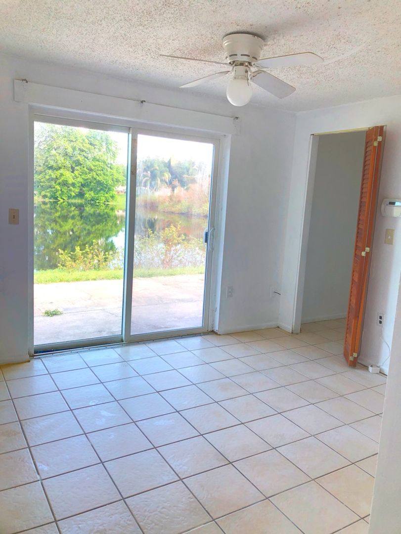 House for rent at 2306 30th Ave W, Bradenton, FL 34205