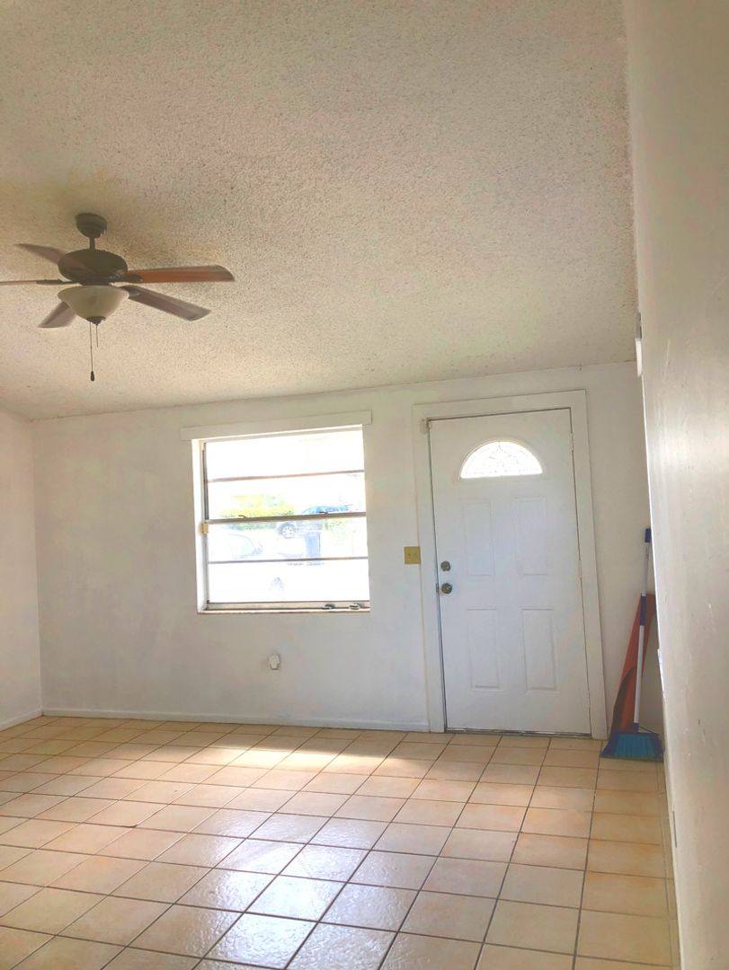 House for rent at 2306 30th Ave W, Bradenton, FL 34205