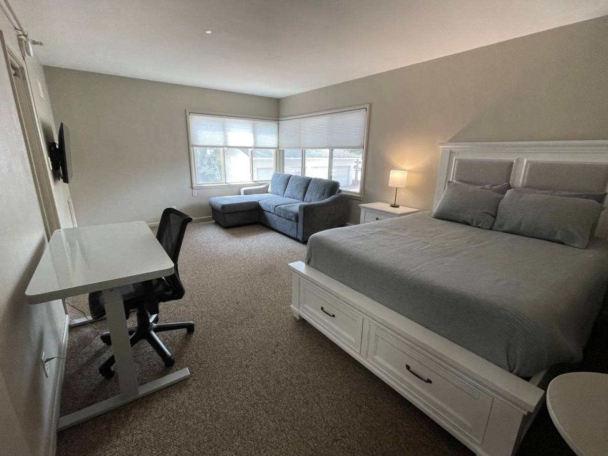 Apartment for rent at 217 S Spring Ave, Sioux Falls, SD 57104