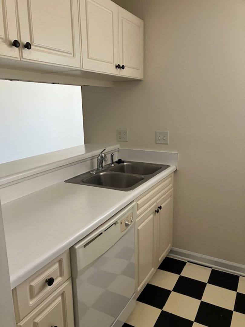 Apartment for rent at 715 Clearwater Court, Wilmington, NC 28405