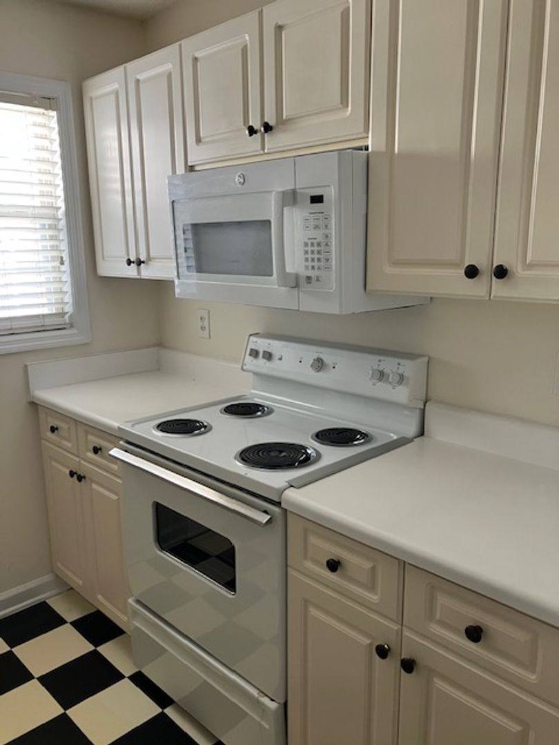 Apartment for rent at 715 Clearwater Court, Wilmington, NC 28405