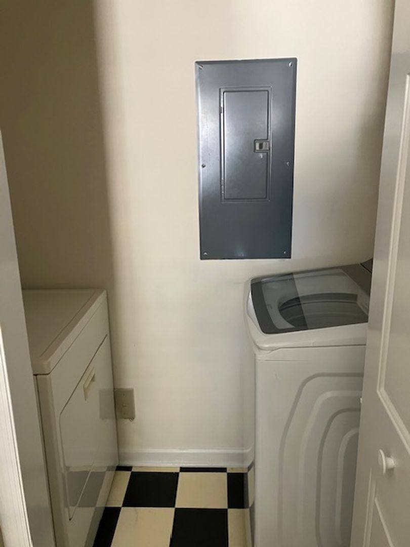 Apartment for rent at 715 Clearwater Court, Wilmington, NC 28405