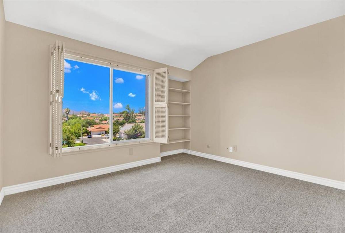 Condo for rent at 17486 Plaza Dolores, San Diego, CA 92128